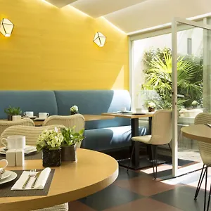 3* Hotell A La Des Artistes