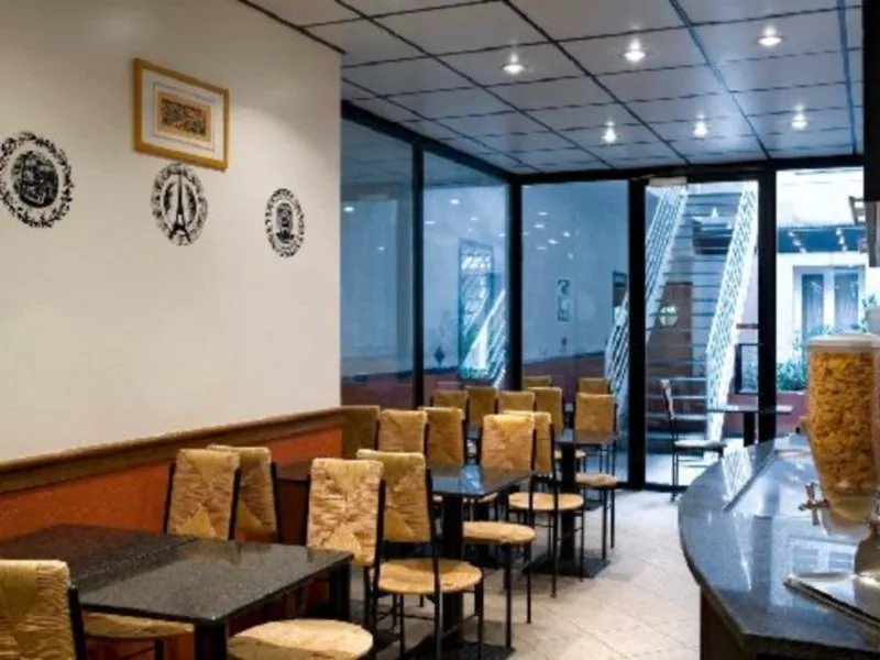 Hotel Brady - Gare De L'Est Paryż 3*,  Francja